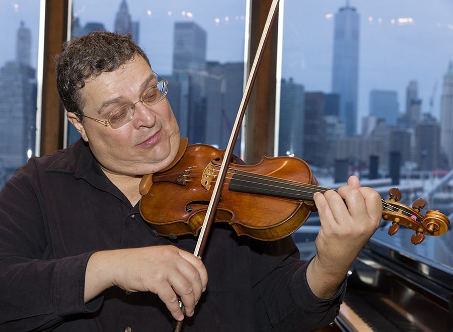 Mark Peskanov with violin